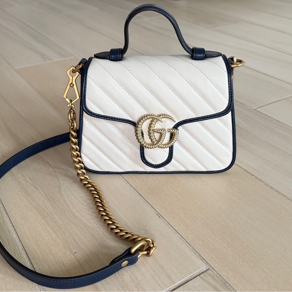 Gucci GG Marmont Crossbody with Quilted Design and Gold Accents - Navy/White